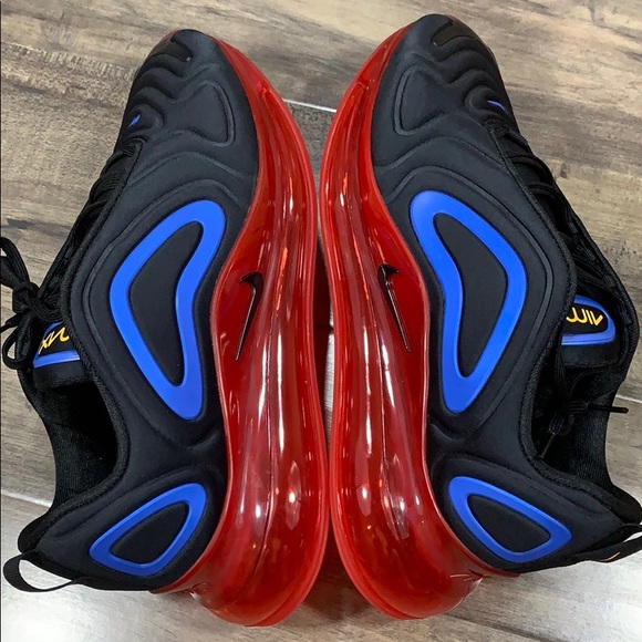 NIKE AIR MAX 720 Black/University Gold - Picture 13 of 16